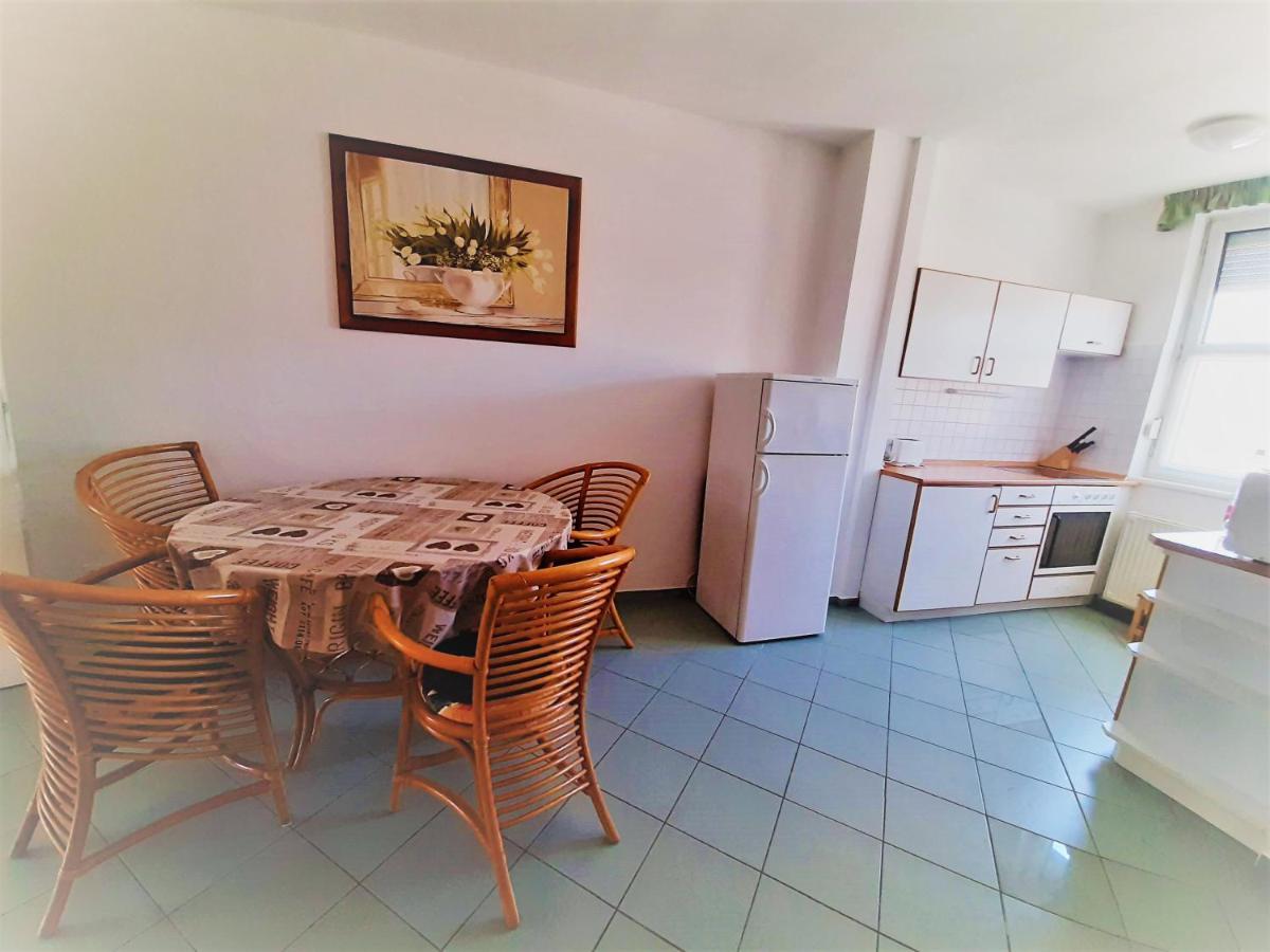 Max Thermal Apartman Hévíz Exteriér fotografie